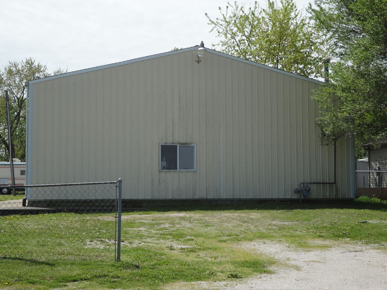 77 Piatt Ave, Mattoon, IL 61938